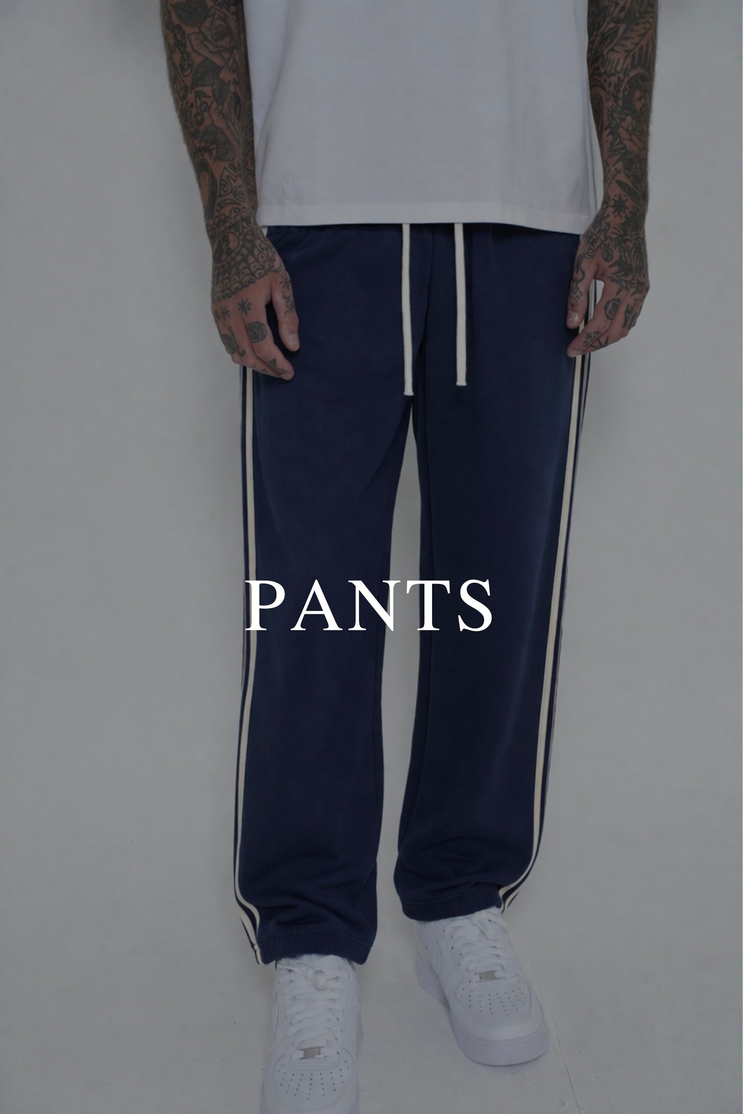 SWEATPANTS